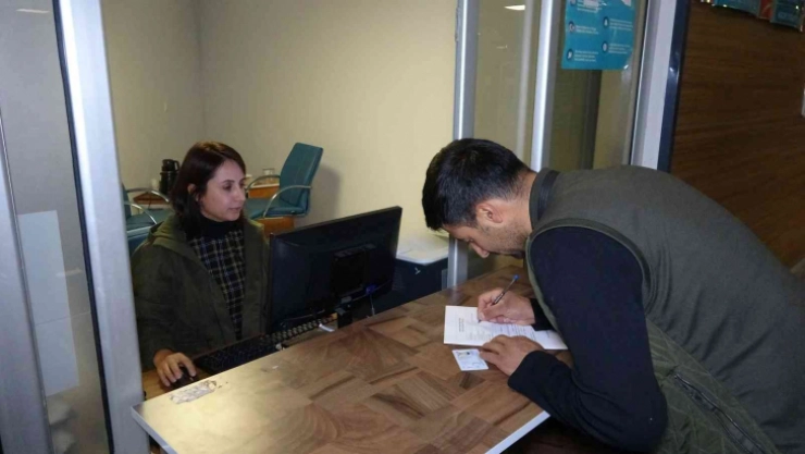 Van'da bebeklerin nüfus kaydı hastanede yapılıyor