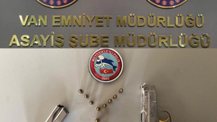 Van'da değişik suçlardan 35 kişi tutuklandı