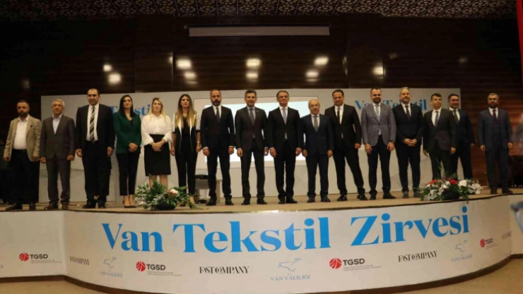 Van'da tekstil zirvesi düzenlendi