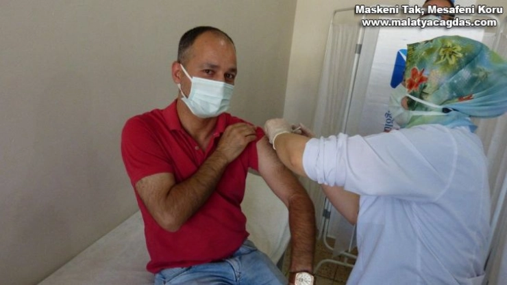 VEDAŞ personeli korona virüs aşısı oldu