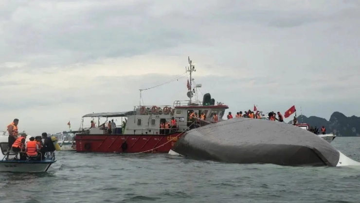 Vietnam'da tekne alabora oldu: 18 ölü