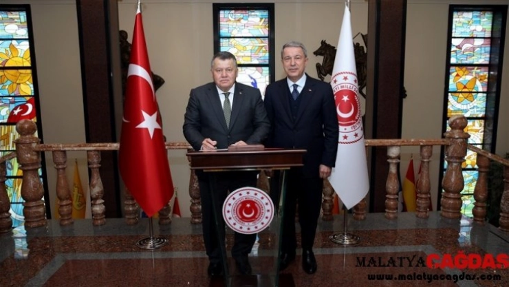 Yargıtay Başkanı Cirit'ten Bakan Akar'a veda ziyareti
