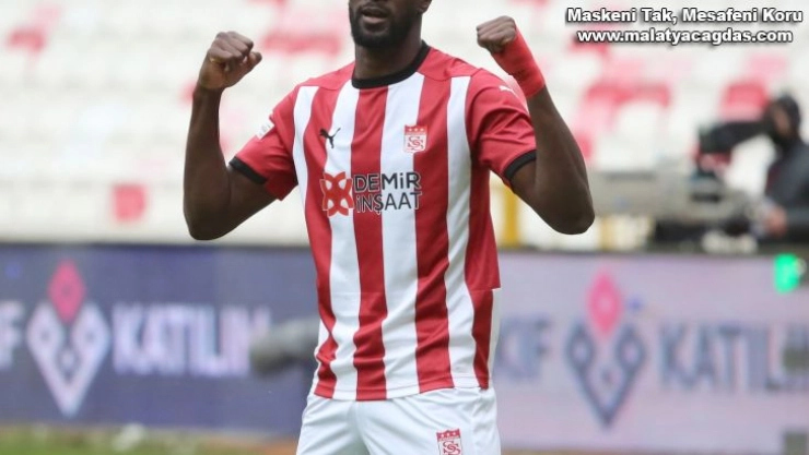 Yatabare 10. kez ağları sarstı