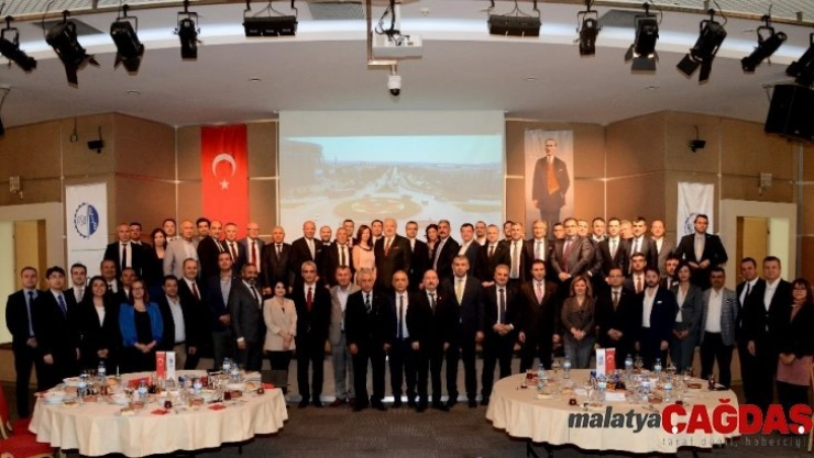 Yeni atanan ticaret ataşe ve müşavirleri sanayicilerle bir araya geldi