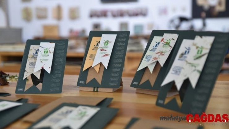 Yeni yıl tebrik kartları Sukurusu'ndan