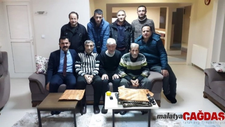 Yeni yılda aceze evi sakinleri unutulmadı