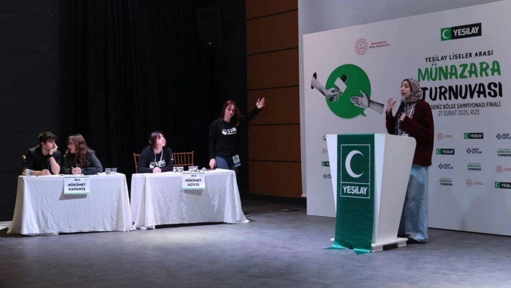 Yeşilay 3 bölgede liseler arası turnuvaları tamamladı