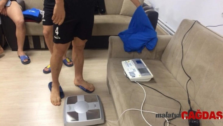 Yeşilyurt Belediyespor'da yağ ölçüm testi