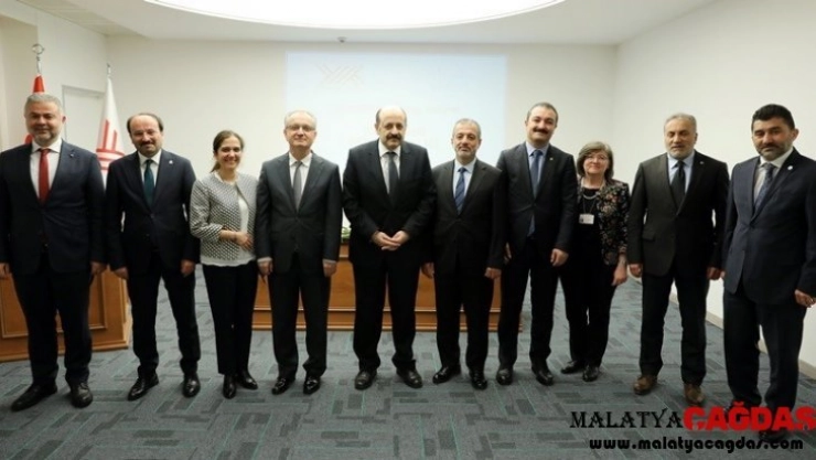 YÖK'ten Siber Güvenlik ve Ağ Yönetimi eğitimi