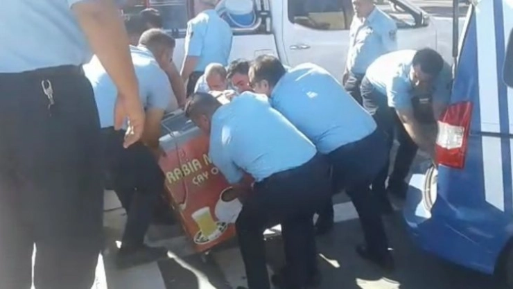 Zabıtadan seyyar satıcılara şok baskın