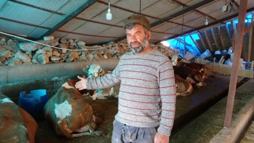 Annesinin cenazesini enkazdan elleriyle çıkardı, şimdi üretime devam ediyor