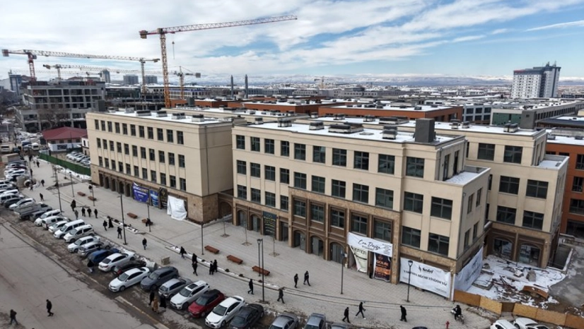 Esnaf Kepenk Açmak İçin Gün Sayıyor