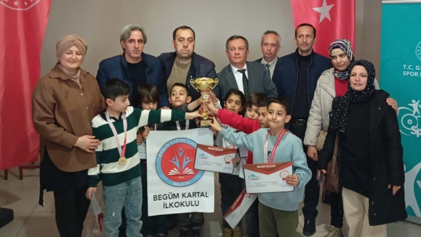 İlkokul öğrencileri satrançta il birincisi oldu