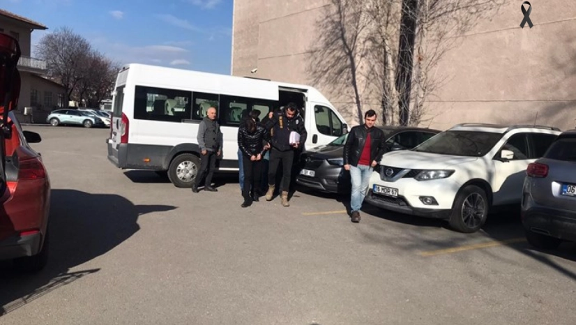 internette yayınladıkları sahte emlak ilanıyla dolandıran üç fırsatçı yakalandı