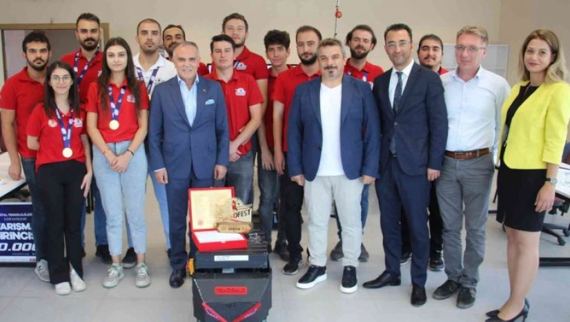 Otonom yük taşıma robotu birincilik getirdi