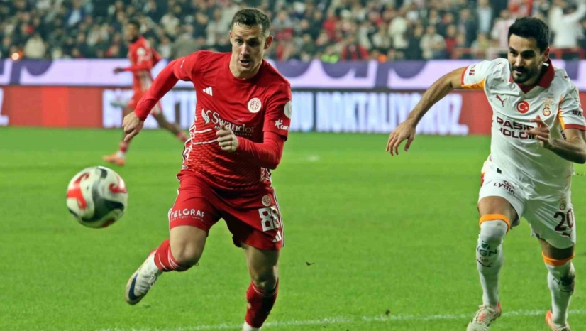 Sane Şov, Osimhen ve Icardi Noktayı Koydu: Galatasaray Antalya'dan Farklı Kazandı