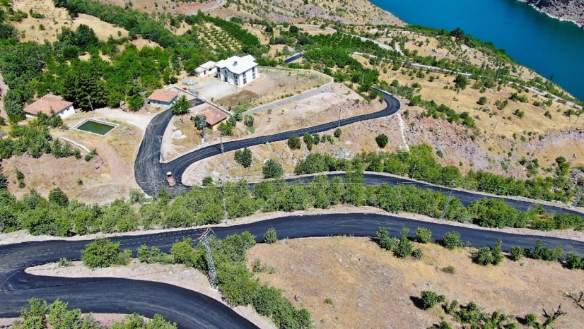 Büyükşehir'den Yoğun Altyapı ve Yol Mesaisi Devam Ediyor