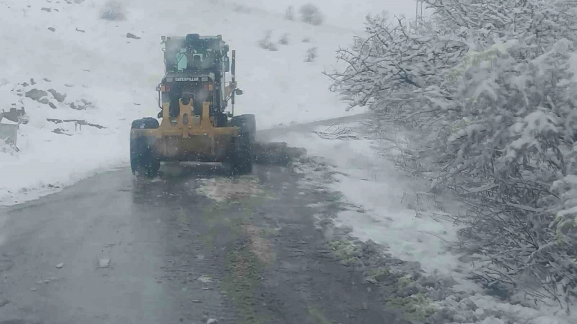 Battalgazi Belediyesi'nden kar yağışına karşı hızlı müdahale