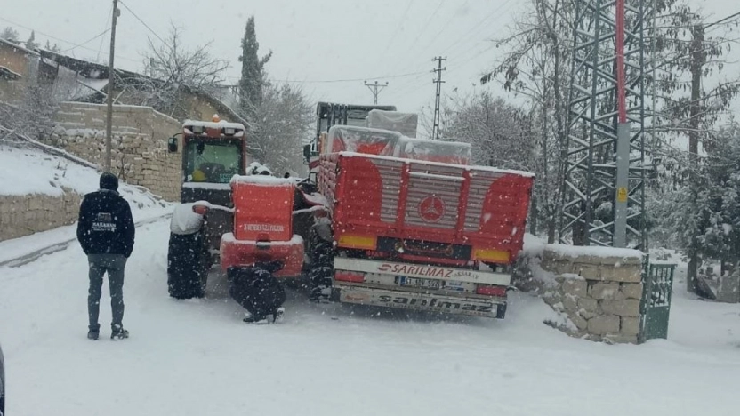 Darende'de kar yağışı etkili oluyor
