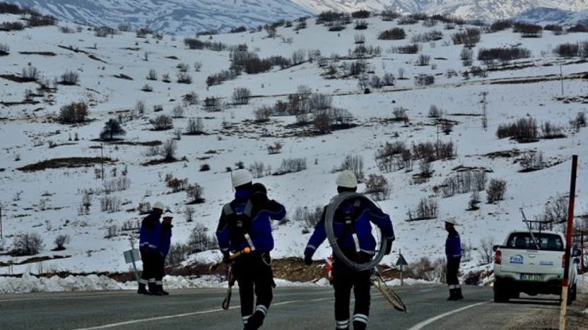 Fırat EDAŞ, Zorlu Kış Şartlarına Karşı 7/24 Sahada: Tüm Hazırlıklar Tamamlandı