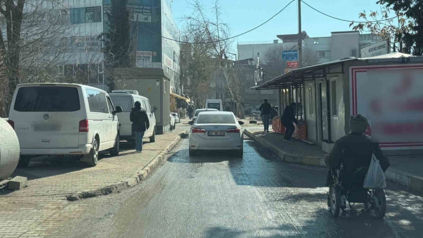 Kaldırım işgalleri pes dedirtiyor