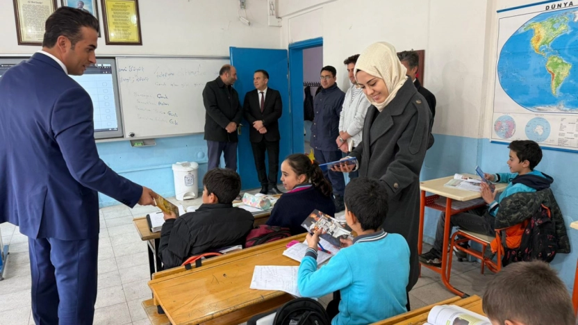 Kaymakam Ahmet Yeşilyurt'tan Sofular İlkokulu ve Ortaokuluna Ziyaret