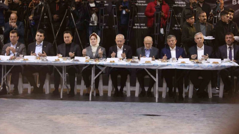 Kılıçdaroğlu'na çadır kent ziyaretinde zor soru: 'HDP'ye de bakanlık verecek misiniz?'
