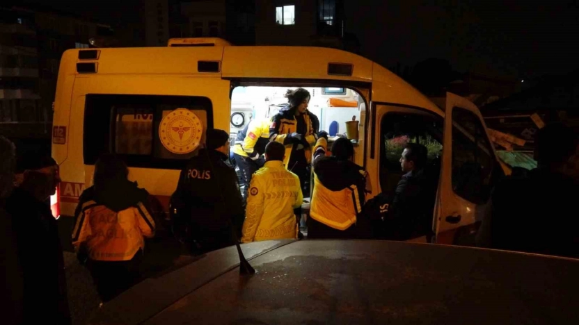 Trafik Kazada 2 emniyet mensubu yaralandı