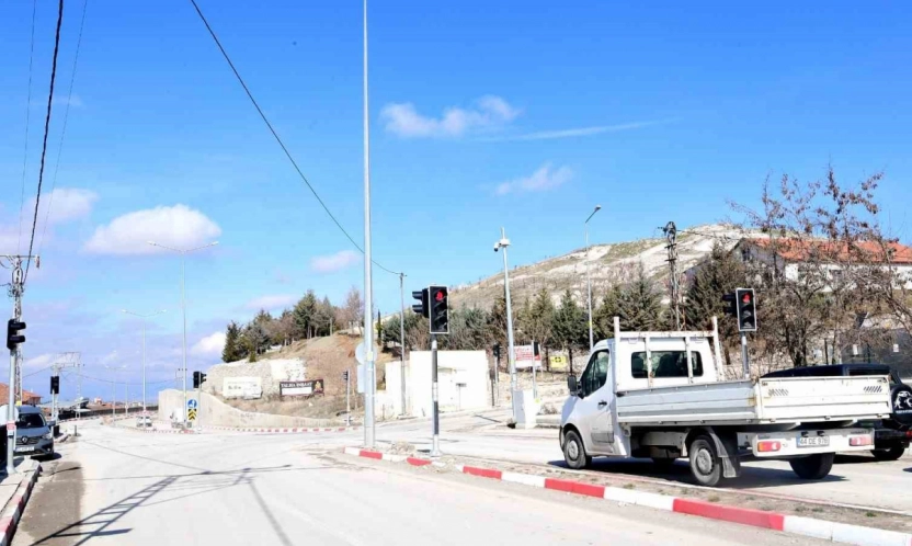 Büyükşehir Belediyesinden trafikte yaşanan sorunlara neşter