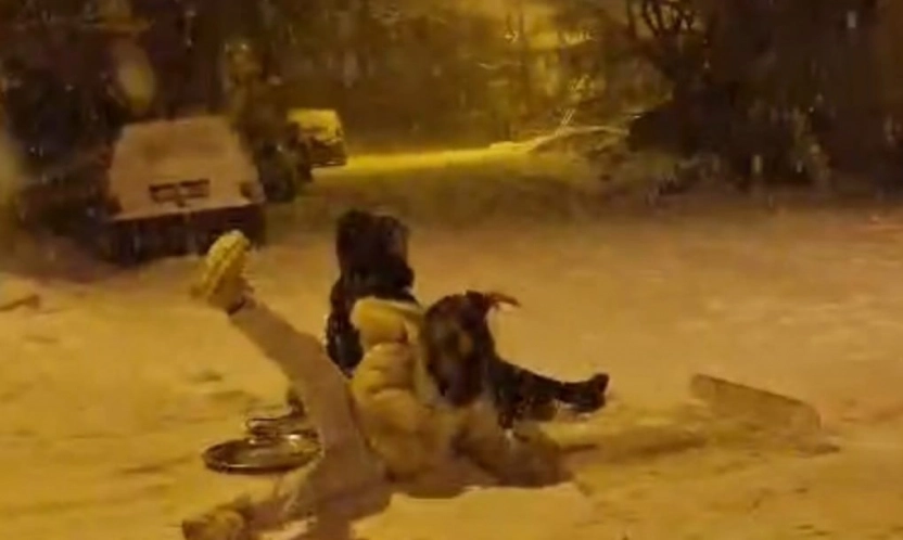 Darende'de kar yağışıyla gelen eğlence