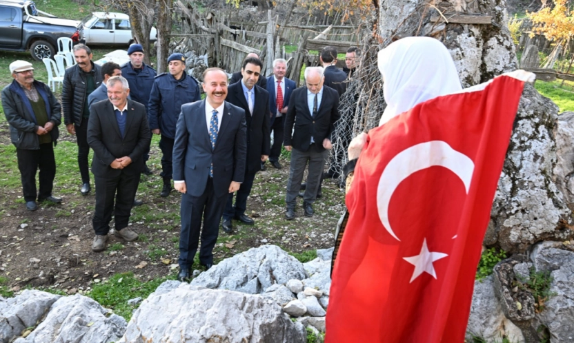 Hizmet Masa Başında Değil, Sahada Yapılır