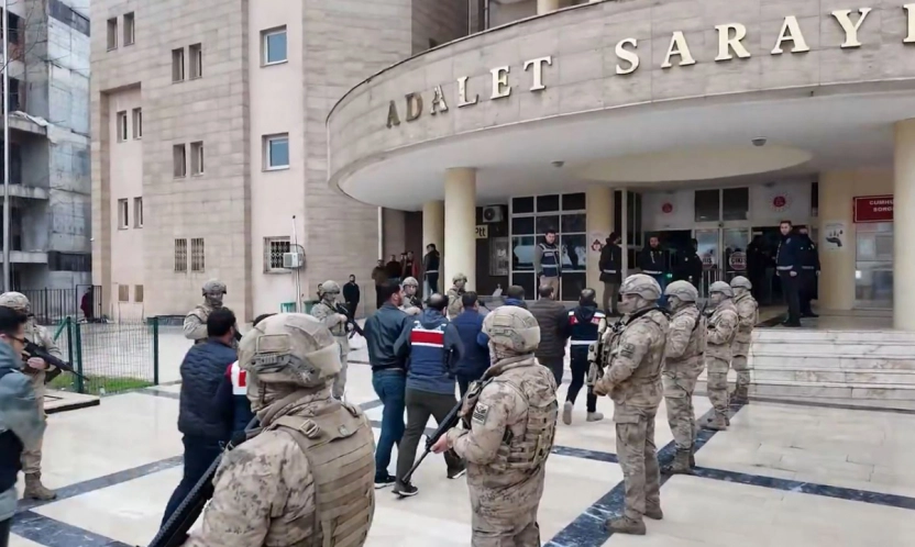 İçişleri Bakanı açıkladı: Şanlıurfa'daki tefecilik operasyonunda 23 tutuklama