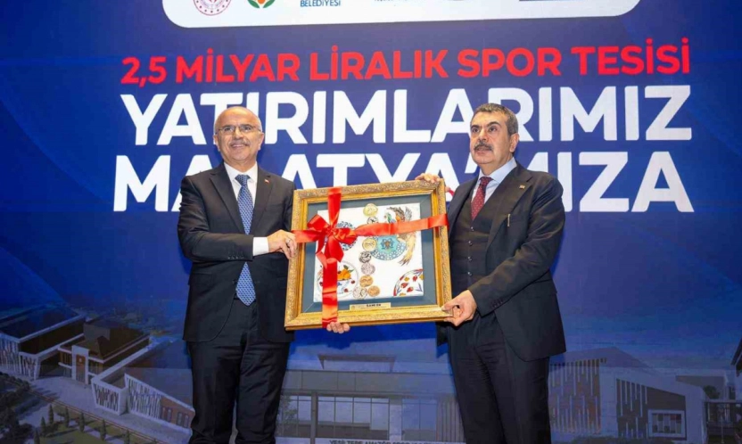 Malatya Büyükşehir Belediyesi 100 milyonluk 7 tesisi hizmete açtı