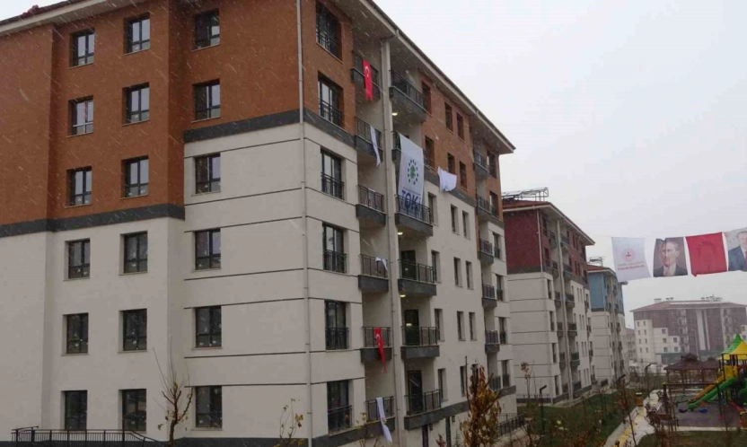 11 bin 367 konut ve 128 iş yeri için kura çekimi yapıldı