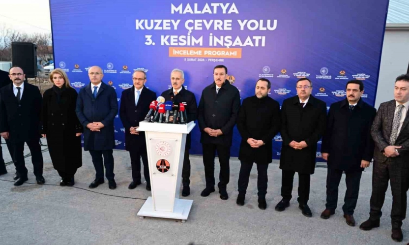 Bakan Uraloğlu, Malatya Kuzey Çevre Yolu şantiyesinde inceleme yaptı