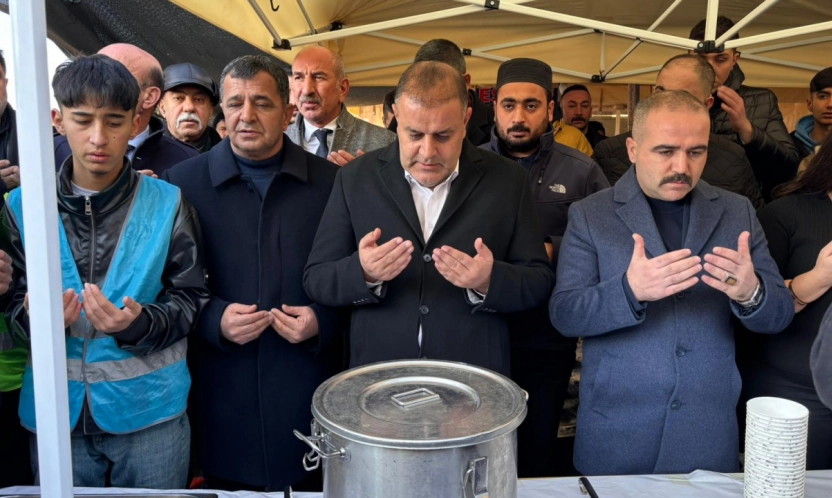 Ülkü Ocakları'ndan Miraç Kandili'nde Aşure İkramı